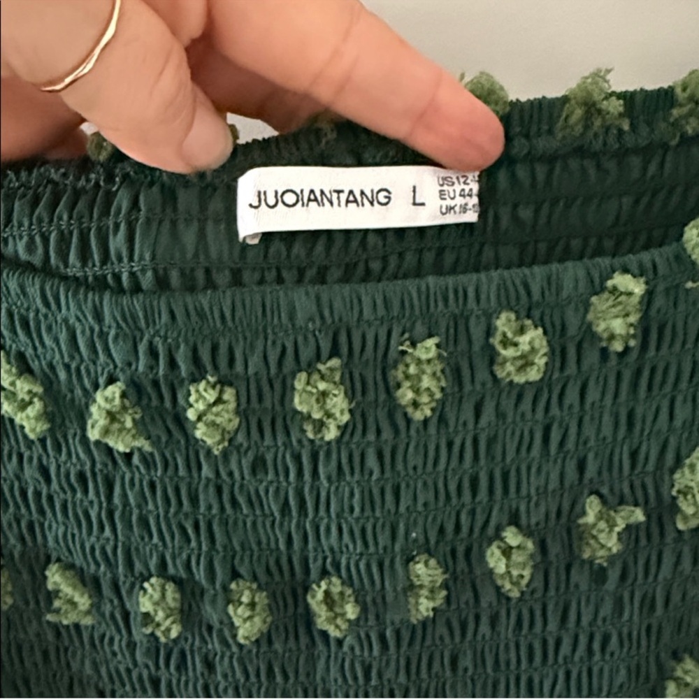 Smocked long sleeve dress - Picture 2 of 5